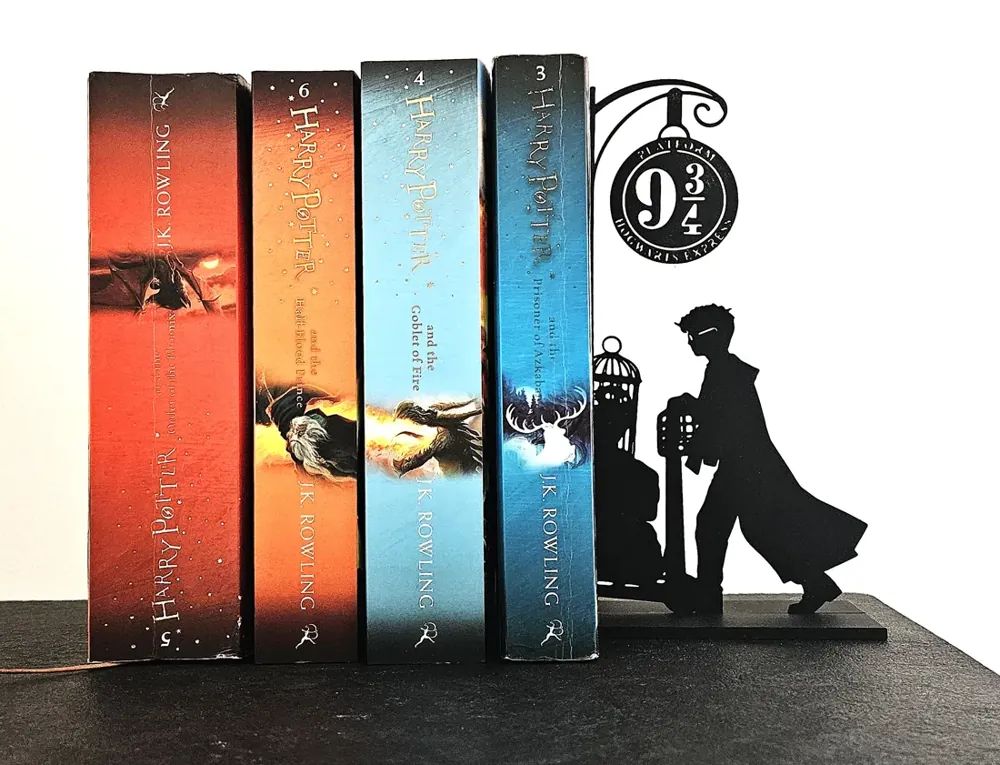 Foto real: Aparador de Livros Plataforma 9¾