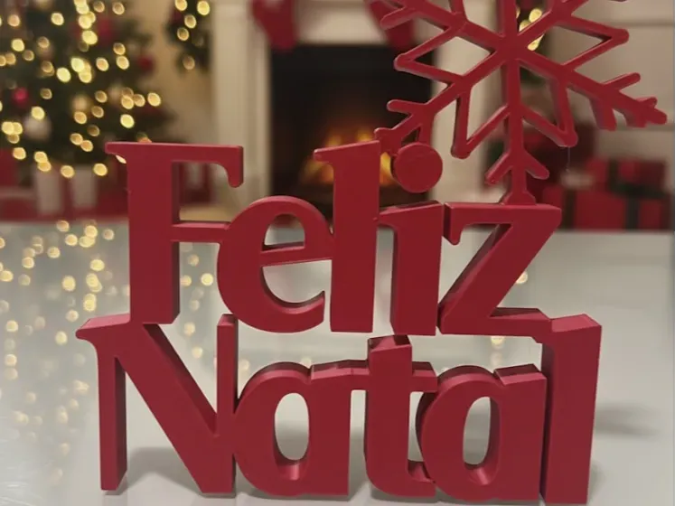 Foto real: Letreiro Feliz Natal com Floco de Neve