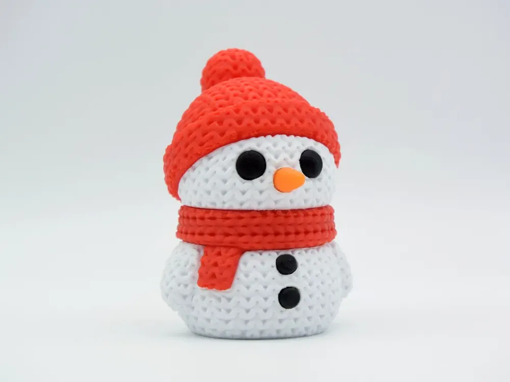 Foto real: Boneco de Neve de Crochê