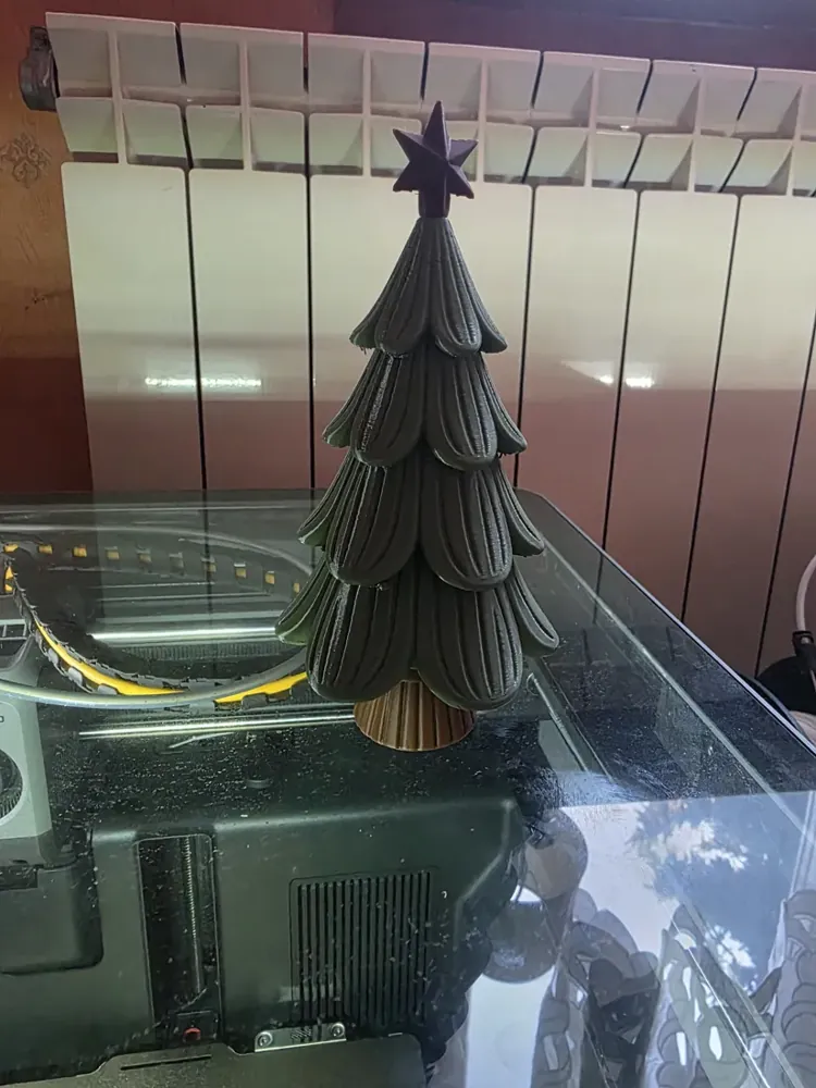 Foto real: Árvores de Natal Japandi